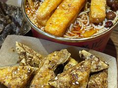 -鹤江桥·红油牛肉粉(SKP店)