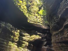 -梭布垭石林景区