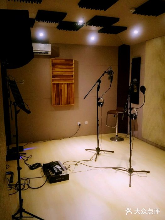 星动录音棚图片