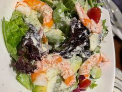 牛油果鲜虾沙拉-UPPER KITCHEN(延安路店)