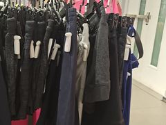 -唯品会(北京国瑞城店)