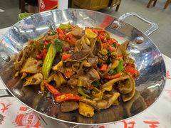 -堂瓦里·33年传统赣菜(第一街区店)