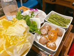 -井格重庆火锅(临平银泰城店)