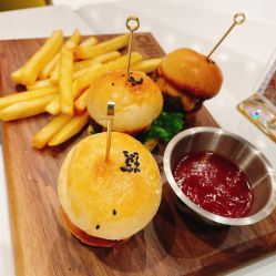 -奈尔宝·儿童乐园·亲子餐厅(鄞州万达店)