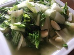 -龙井源餐厅(龙井峡漂流店)