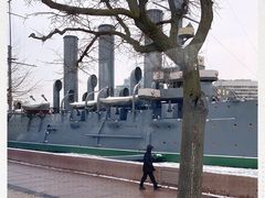 -阿芙乐尔号巡洋舰