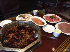 -杨肥肠小火锅(跃进路店)