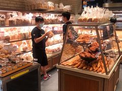 面包甜点陈列柜-山崎面包(静安久光店)