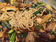 -爆炸头阿姨小四川正宗川味小吃(无任何分店)