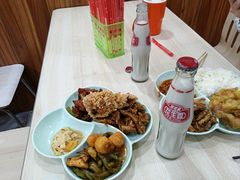 -晓宇盒饭(民安街店)
