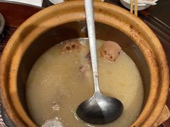 -霄汉牛三鲜湖北砂锅菜(万松园2店)