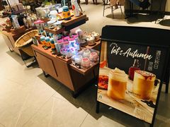 零售区-星巴克(宝山万达店)