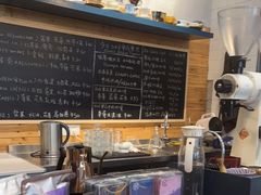 -Be Lived Cafe比例咖啡(摩天轮店)
