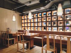 -呷哺呷哺(凯旋广场店)
