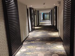 -曼谷湄南河畔华美达广场酒店