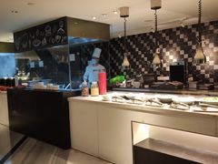 -上海滴水湖皇冠假日酒店