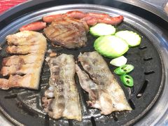 -哈哈碳都·牛肋条无限自助烤肉(台江万达店)