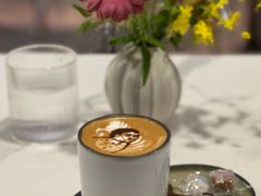 -潮一不贰·法式甜品·生日蛋糕·西式简餐(外滩店)