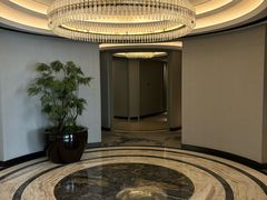 -浅深(世茂滨江精品店)