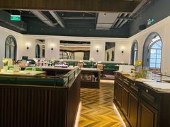 -静香HOUSE·全时段融合餐厅(七星欢乐颂店)