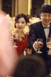 -Flora婚纱礼服定制租赁店