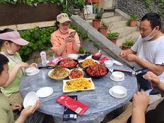 -巴厘龙虾·榜首油焖大虾(洞庭·艺术洋房店)