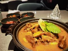 酸木瓜炖牛腩-半山腰·云南菜(侨福芳草地店)