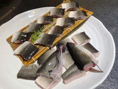 滋补炭烤鳗鱼-味家烤肉烤鳗鱼牛排(西塔旗舰店)