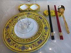 餐具摆设-白金汉爵大酒店-24小时餐厅