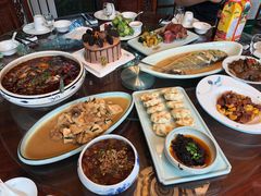 -聚缘堂·海鲜私房菜(松岭路店)