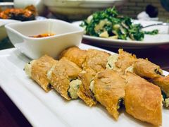 腐皮臭豆腐-老吉士酒家(天平路店)