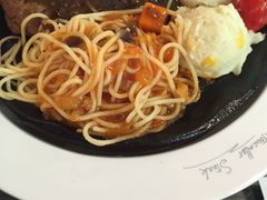 -豪客来牛排(中央花苑店)