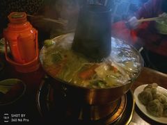 -嘎咓讓咘藏餐厅(团结新村店)