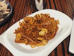 -蚝堡海鲜·威海菜·海肠捞饭·烧烤·亚洲吃蚝公司(幸福门店)