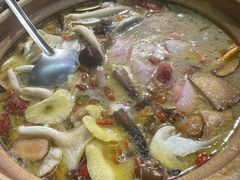 -菌小白火锅(时尚天河店)