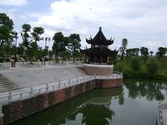 -八大山人梅湖景区