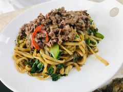 -华威达牛庄(黄埔大道西店)