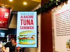 -The Habit Burger Grill 哈比特汉堡(爱琴海店)