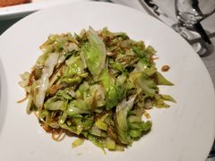 炝炒圆白菜粉丝-旺顺阁鱼头泡饼(常营店)