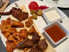 -Efes Turkish & Mediterranean Cuisine 艾菲斯餐厅(陆家嘴店)