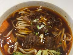 -康师傅私房牛肉面(马泉营奥莱店)