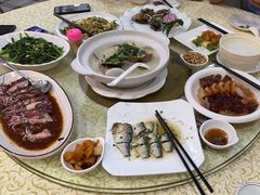 -鹏城人家海鲜酒家·23年老字号(较场尾店)