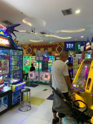 -meland·儿童乐园·游戏厅娃娃机·电玩Xbox(成都合生汇店)