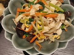 -古都历食南京菜·烤鸭·鸭血粉丝·汤包(南京博物院店)