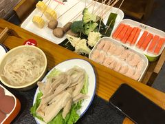 -两三事小郡肝串串香火锅(桂庙店)