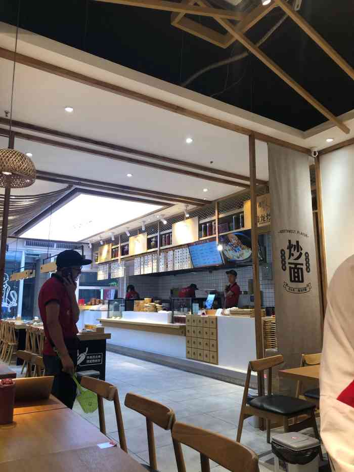 本来看门头挺普通的但是进去之后完全被小清晰和舒服