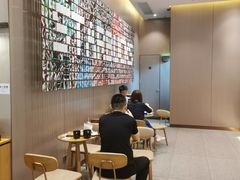 -星巴克臻选(深圳龙华红山天虹店)
