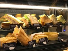 -星巴克(广州动漫星城东区店)