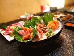 三文鱼刺身-虎焱炭火烧肉