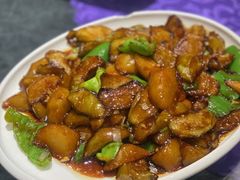 最爱地三鲜-95号酱骨·一块豆腐(展春园西路店)